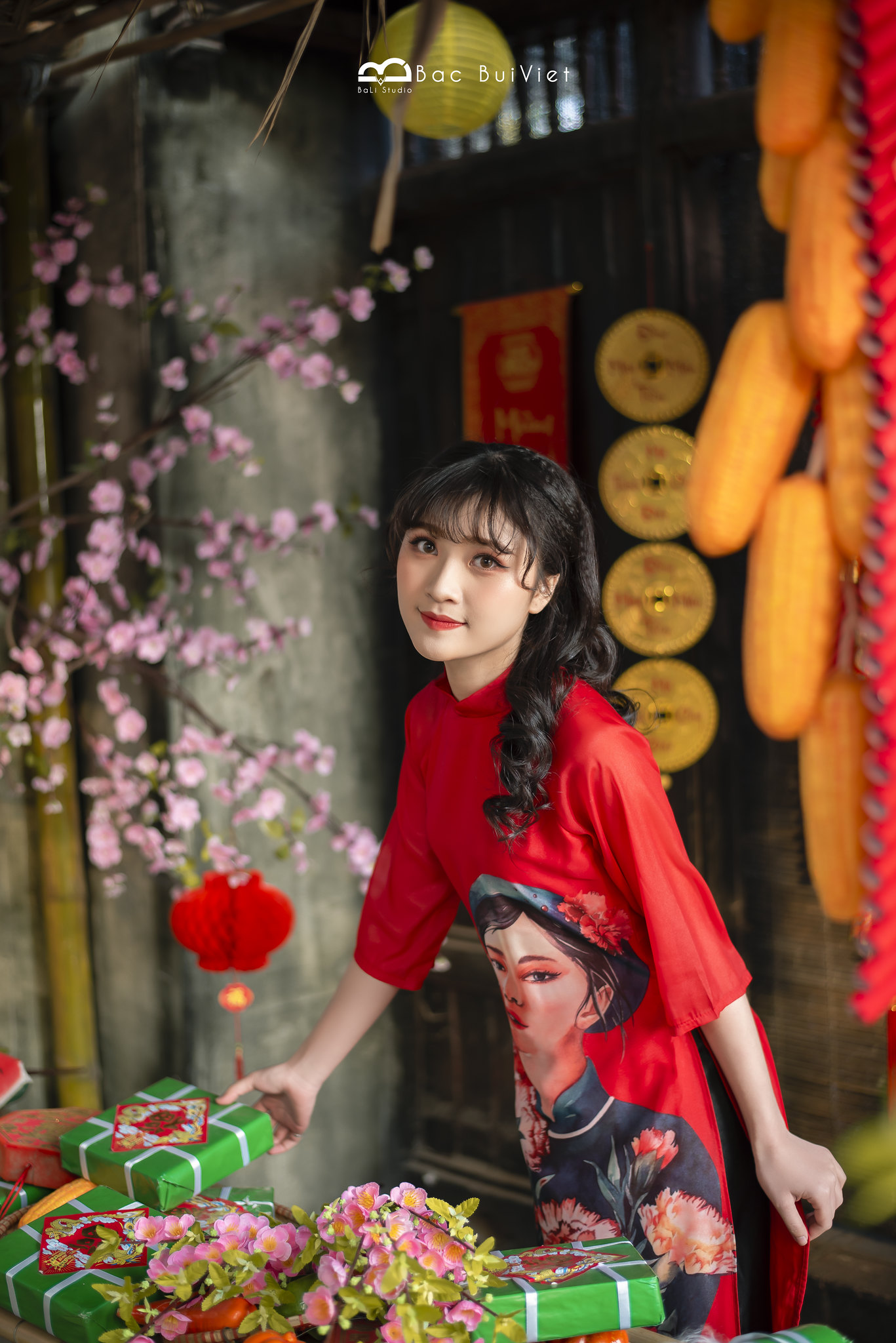 Áo dài đỏ áo dài đỏ trang nhã [N08GFU]