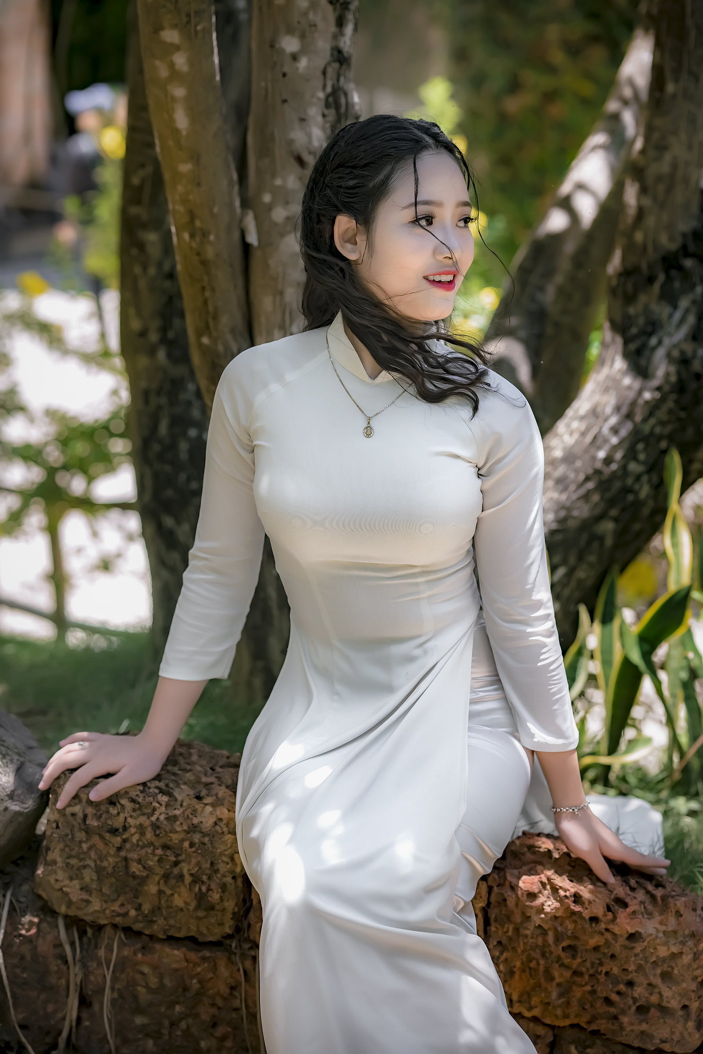 Áo dài trắng tuyển chọn tươi tắn [N7XWGW]