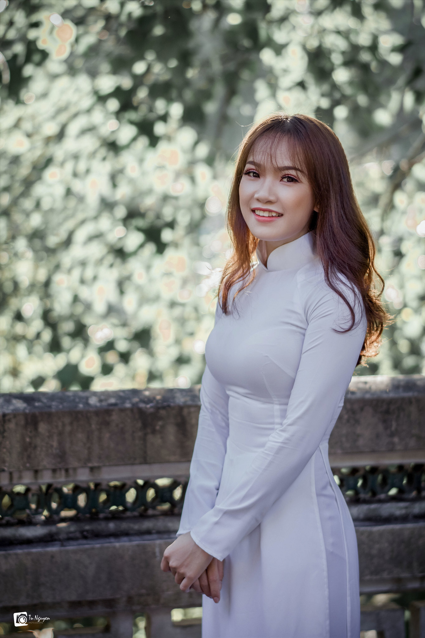 Áo dài trắng tinh khôi thanh xuân [SLLLTJ]