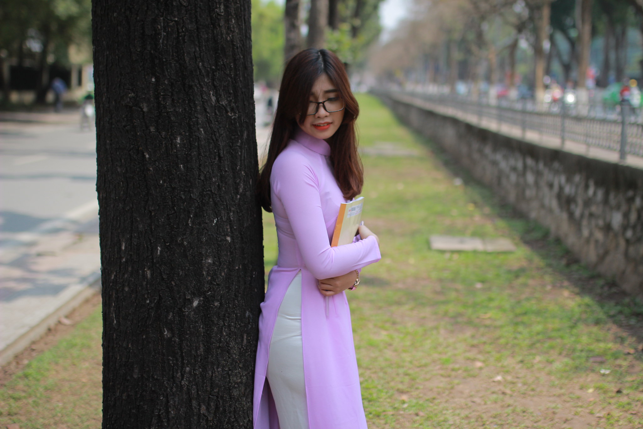 Tuyển chọn áo dài hồng mắt kính [LZVNYL]