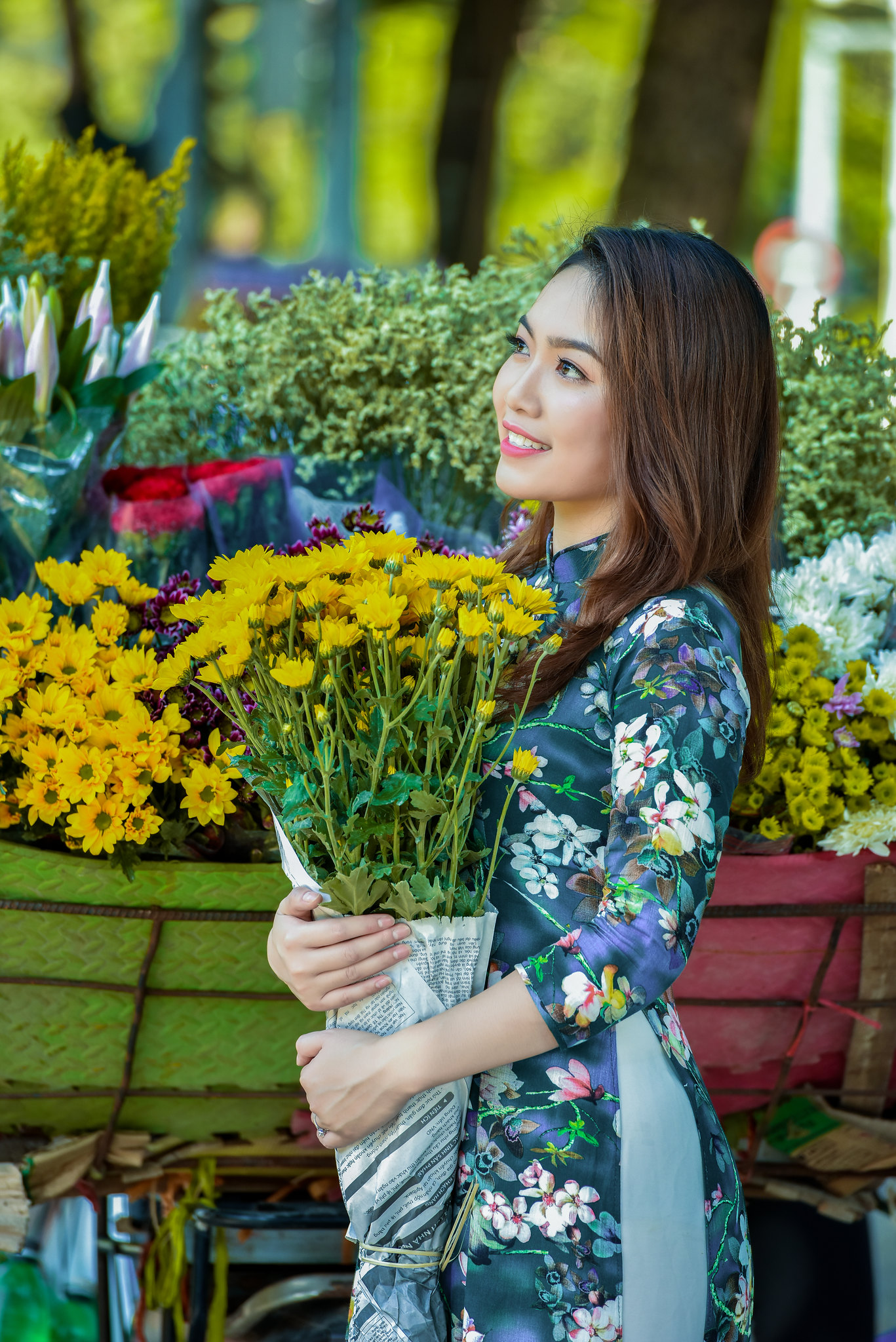 Áo dài họa tiết hoa thanh nhã [IPLARY]