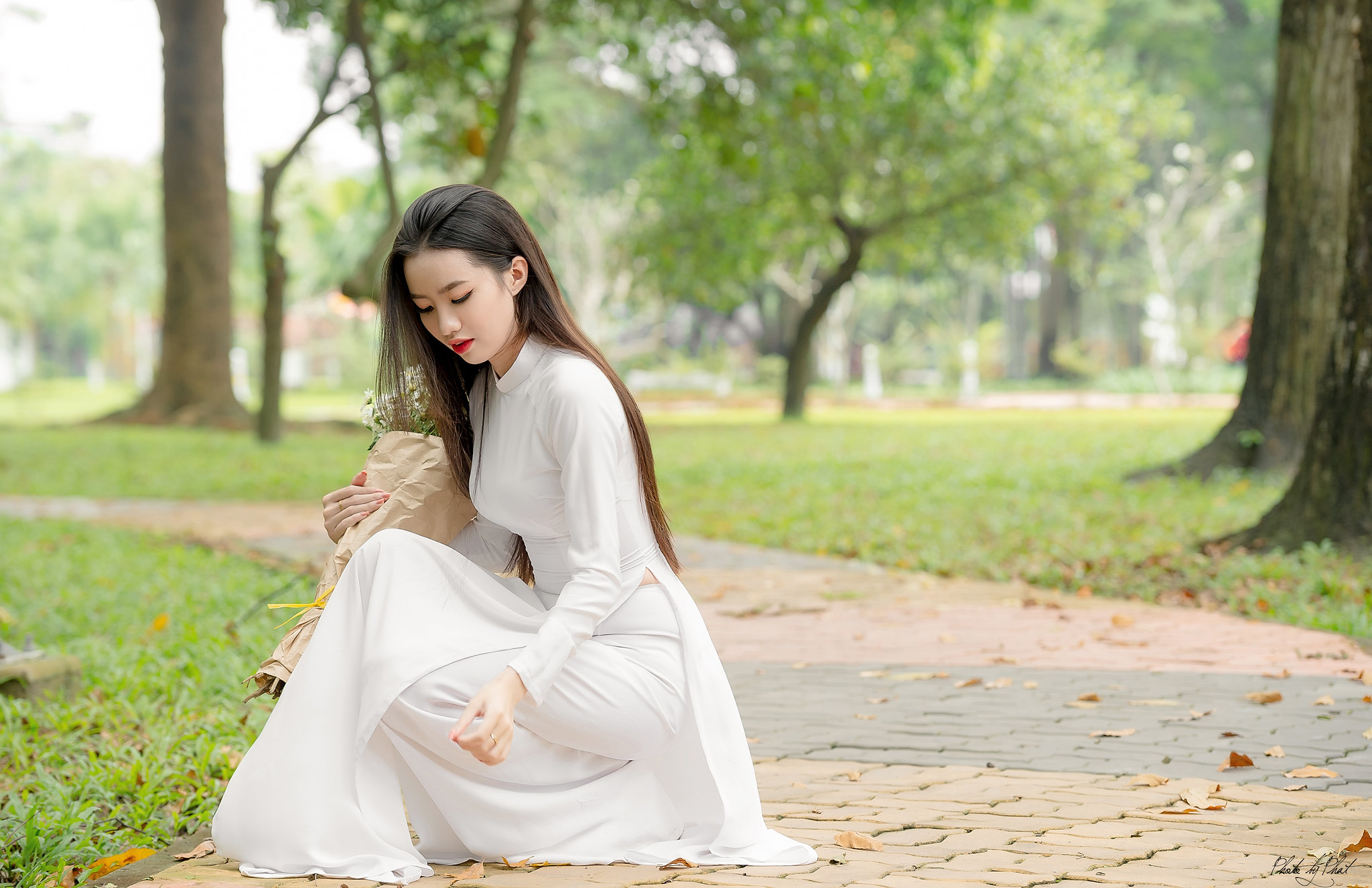 Áo dài trắng nổi bật áo dài trắng [SFSHQT]