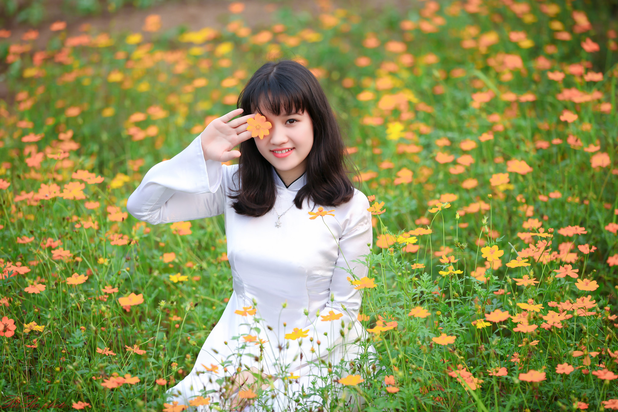 Tinh tế áo dài trắng hoa [SXDKTW]