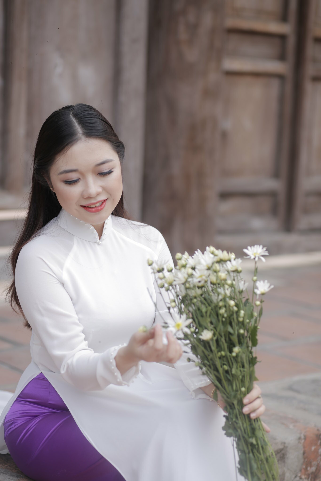 Hoài cổ áo dài trắng hoa [QP2D1Q]