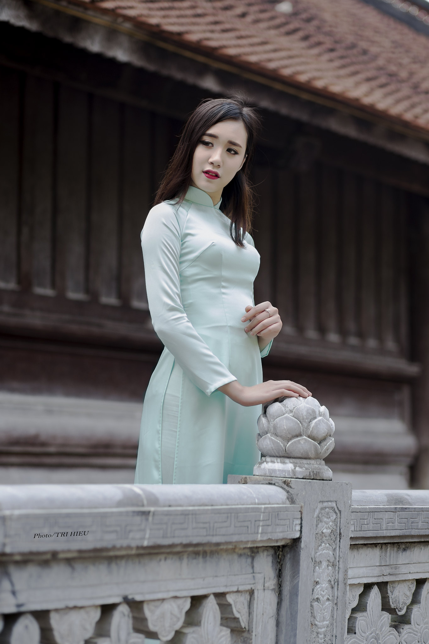 Áo dài trắng thuần Việt lễ chùa [9CHMXU]