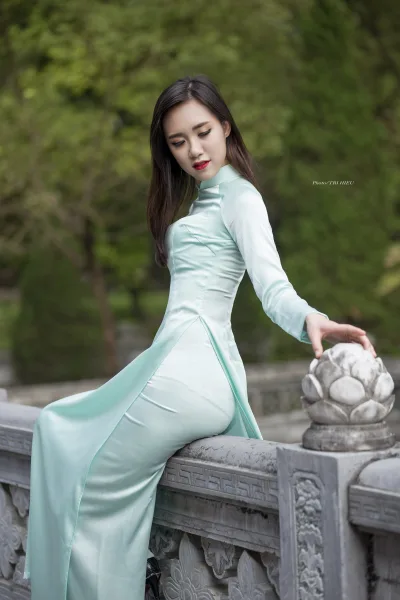 Girl xinh áo dài xanh vẻ đẹp Việt Nam tinh khôi [BIIHTF]