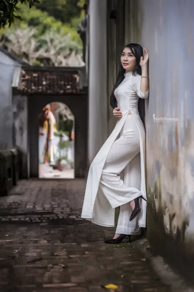 Bộ sưu tập áo dài trắng dịu dàng [9JQIXM]