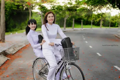 Áo dài trắng loạt ảnh xe đạp dịu dàng [LCFL5G]