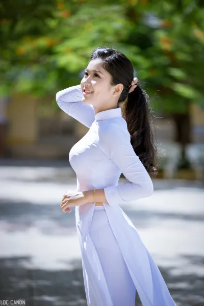Áo dài trắng nữ tính nữ sinh [VL4XQ1]