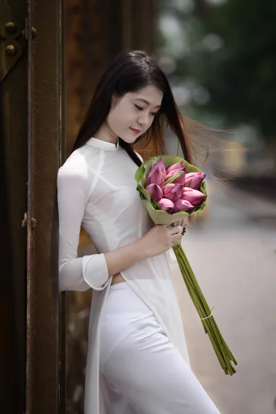 Áo dài trắng hoa sen tuyển chọn [DTQTXL]