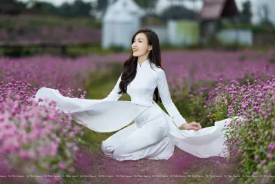 Áo dài trắng truyền thống hoa hài hòa [LZGXKE]