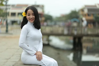 Kiêu sa áo dài trắng nuột [45BYUS]