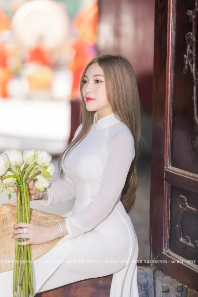 Áo dài trắng hoa vẻ đẹp Việt Nam [A511QK]