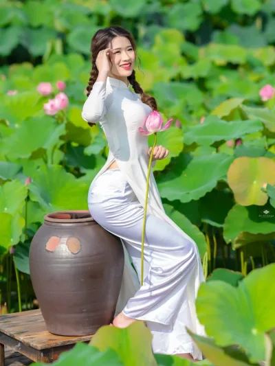 Ảnh nền áo dài trắng nổi bật áo dài trắng [FT5EFC]