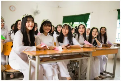 Dịu dàng áo dài trắng lớp học [YS1ZQU]