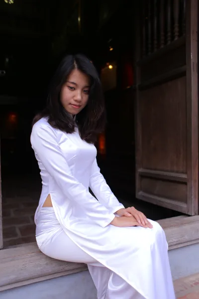 Áo dài trắng lễ chùa thanh thoát [HEWVVY]