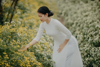 Áo dài trắng áo dài trắng nét Việt [OMLUWM]
