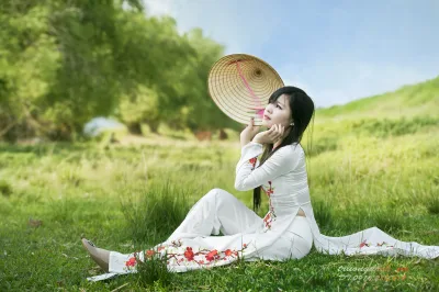 Hài hòa áo dài trắng nón lá [Q15DUK]
