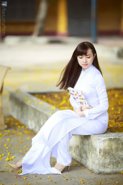 Vẻ đẹp Việt Nam áo dài trắng nữ sinh [8HLDMN]