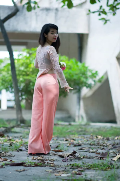 Áo dài họa tiết rửa mắt với ảnh áo dài họa tiết rạng rỡ [530ME7]
