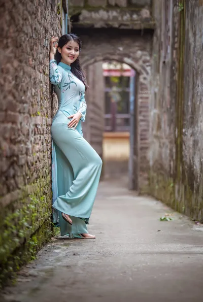 Áo dài xanh nữ nhân áo dài xanh ấn tượng [6HOPMM]