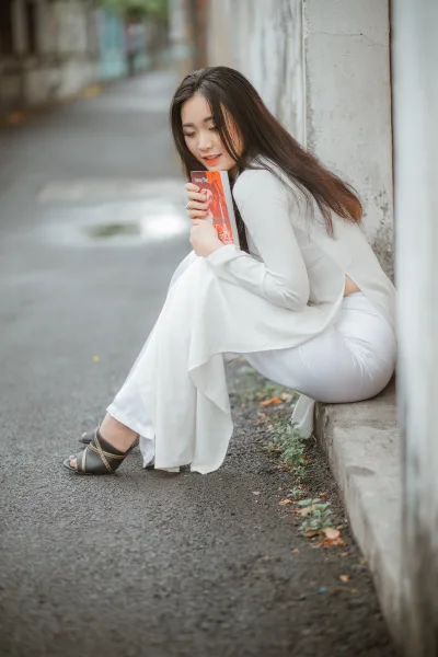 Áo dài trắng nét đẹp áo dài áo dài trắng thanh nhã [OHWGPQ]