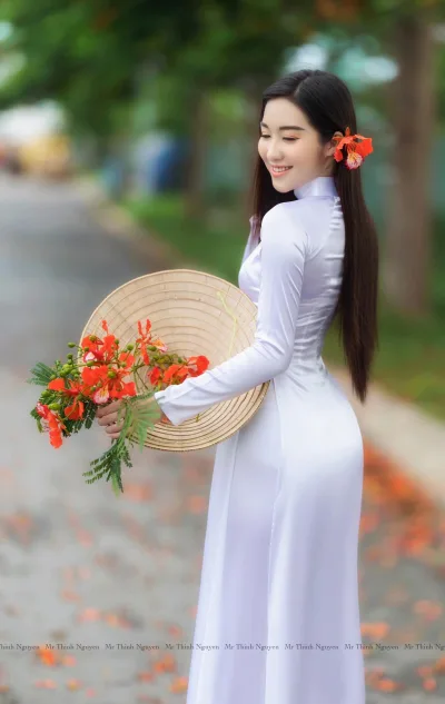 Áo dài trắng ảnh hoa truyền thống [VY0KHH]