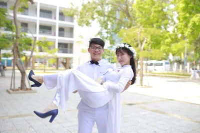Nữ nhân áo dài trắng đằm thắm bồng bế [BJS8ND]