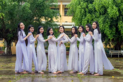 Áo dài trắng nổi bật kỷ yếu [Z7ON72]