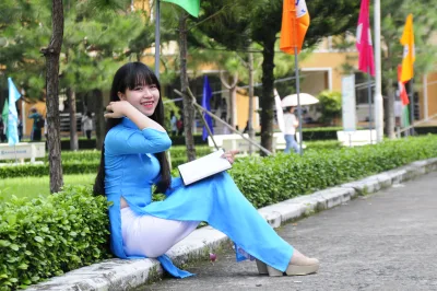 Loạt ảnh áo dài xanh thanh thoát áo dài xanh [W7WXMW]