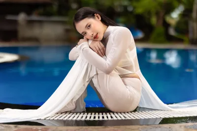 Áo dài trắng hình nền ướt nổi bật [BJCPXB]