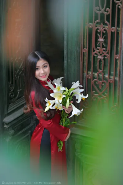 Áo dài đỏ hoa ấn tượng [AZESSH]