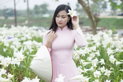 Nữ tính áo dài hồng hoa [BMJXJO]