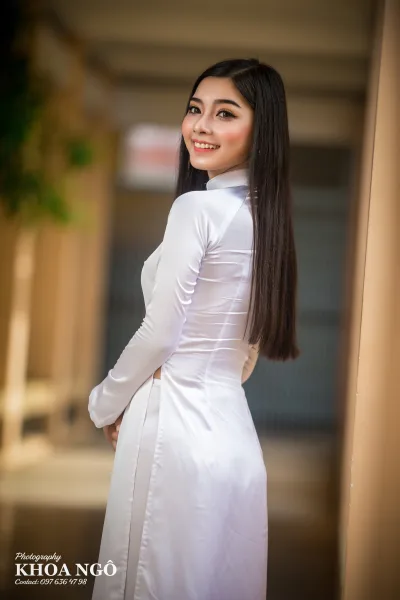 Áo dài trắng sang trọng áo dài trắng [ZXR0QI]