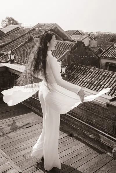 Vẻ đẹp áo dài áo dài trắng duyên dáng tinh nghịch [G5TYH7]