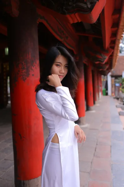 Áo dài trắng rạng rỡ lễ chùa [XZ14F3]