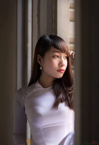 Áo dài trắng girl xinh cổ kính nữ tính [IPK0YV]