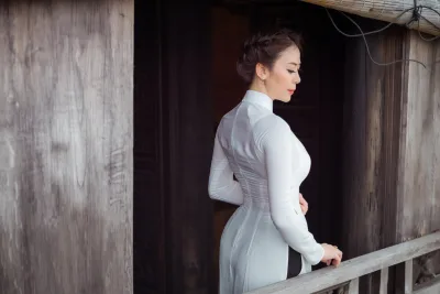 Đằm thắm áo dài trắng nuột [B9WOET]