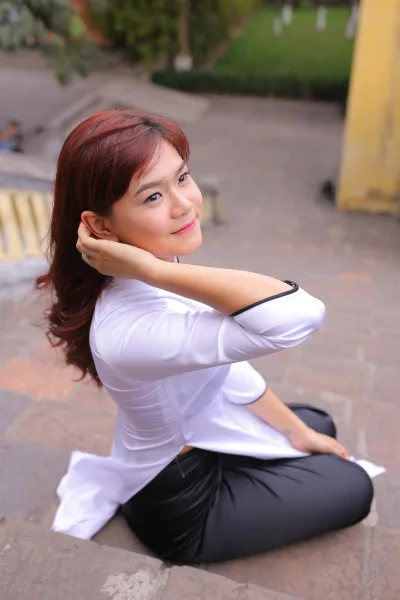 Mong manh áo dài trắng áo dài trắng [FVCA6B]
