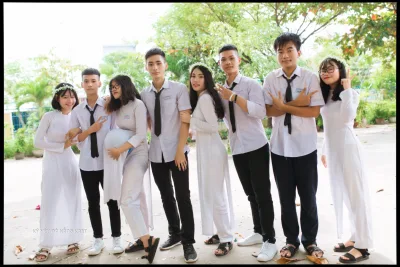 Truyền thống áo dài trắng hài hòa kỷ yếu [VZUBHY]
