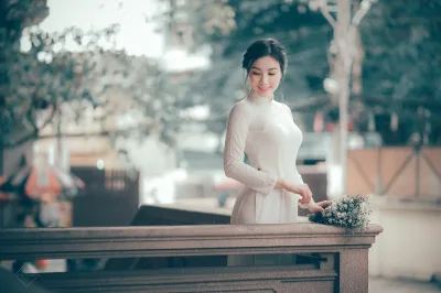 Truyền thống áo dài trắng hài hòa tinh khôi [T7KHNP]
