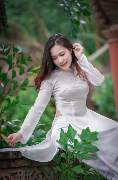 Nền nã áo dài trắng [HACIML]