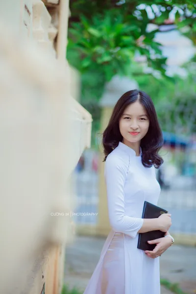 Áo dài trắng nữ sinh nổi bật [EPYKT7]