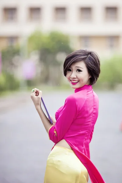 Duyên thầm áo dài hồng [OOYPPI]