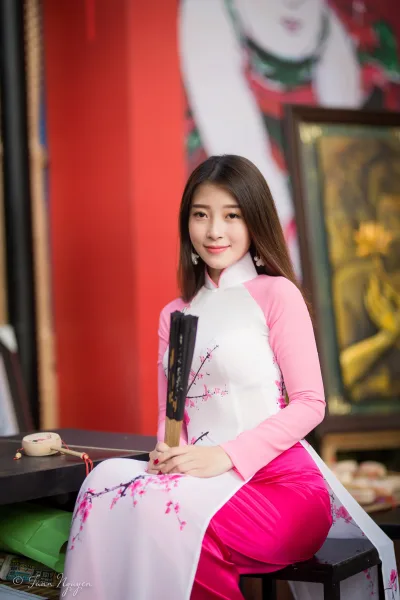 Duyên dáng áo dài hồng [CD3TQC]