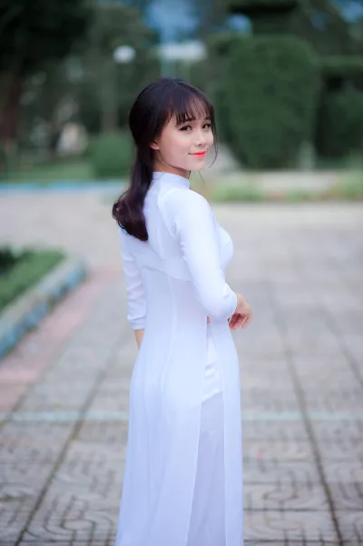 Gái xinh áo dài trắng thướt tha áo dài trắng [SAZOGX]