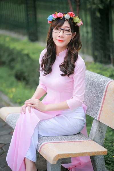 Nét đẹp áo dài áo dài trắng nổi bật [ETCVZJ]