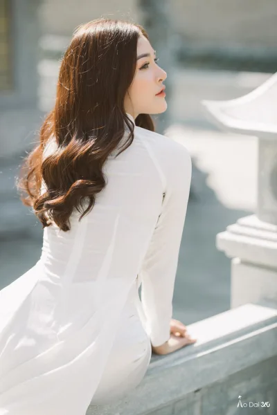 Hiện đại áo dài trắng áo dài trắng [QHQOD5]