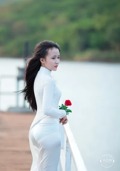 Áo dài trắng thanh xuân nuột [E6M6RZ]