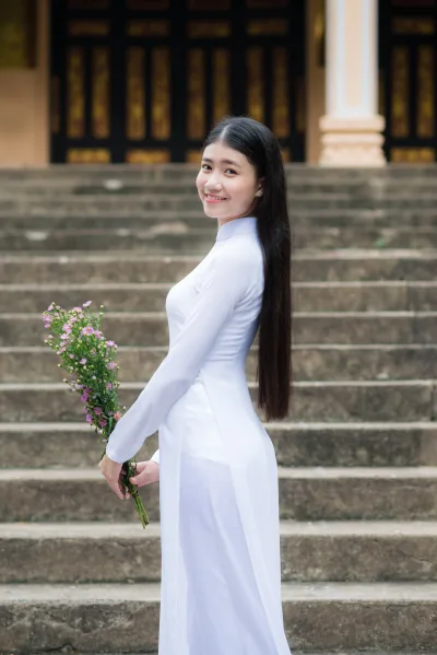 Áo dài trắng girl xinh hoa mộc mạc [FJP710]